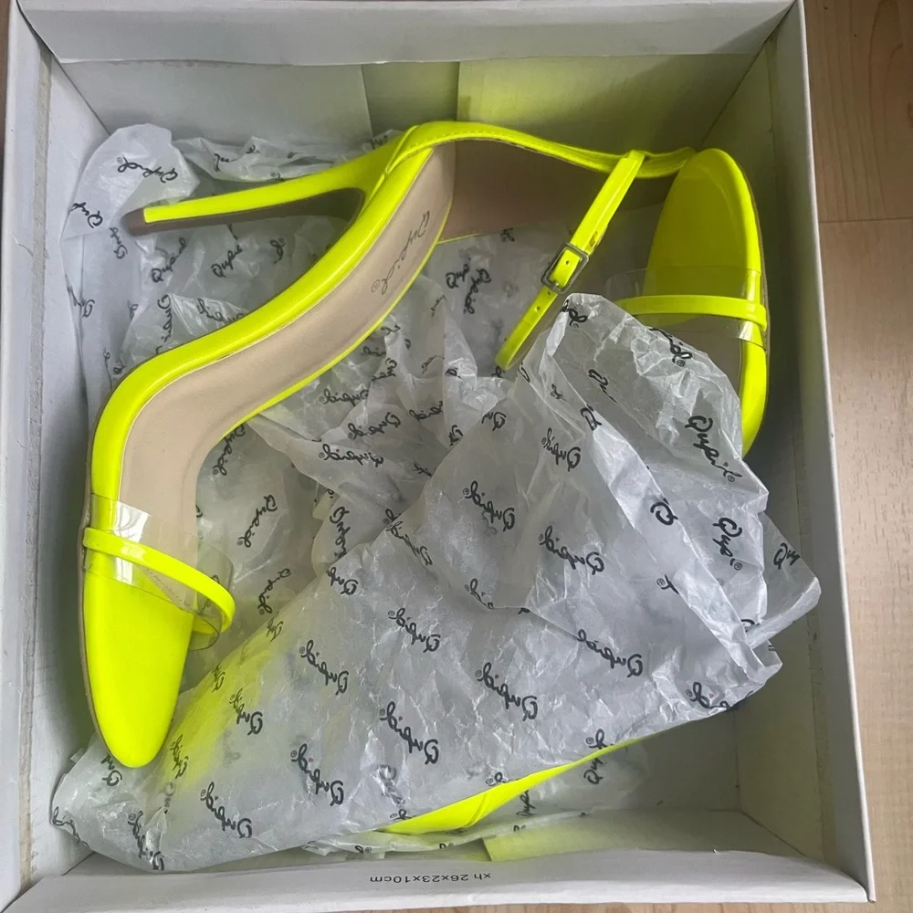 Neon Heels - Picture 2 of 9